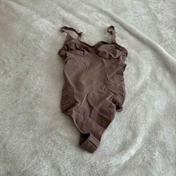 ShaperX NIB 5215 Umber Colored Shapewear Medium Compression Size S/M - Picture 1 of 13